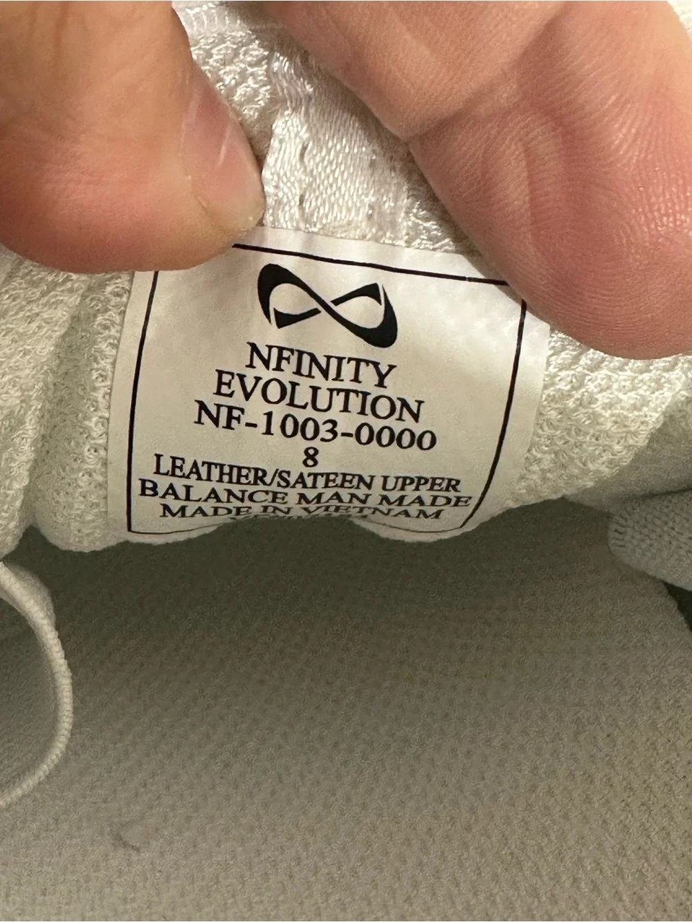 NFINITY lightweight cheer